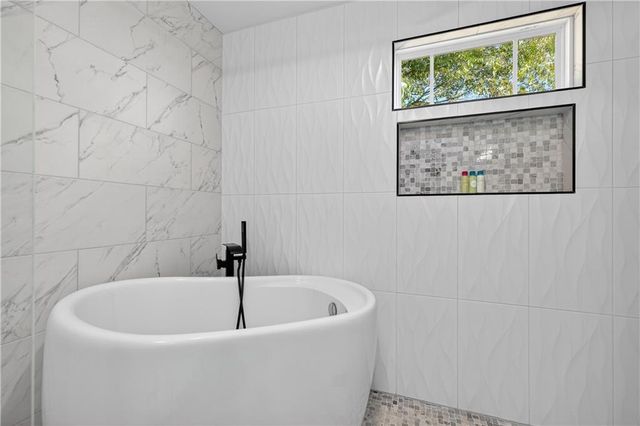 1324 Ace Mcmillian Road, Dacula, GA 30019