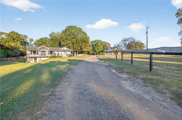 1324 Ace Mcmillian Road, Dacula, GA 30019