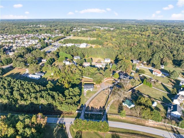 1324 Ace Mcmillian Road, Dacula, GA 30019