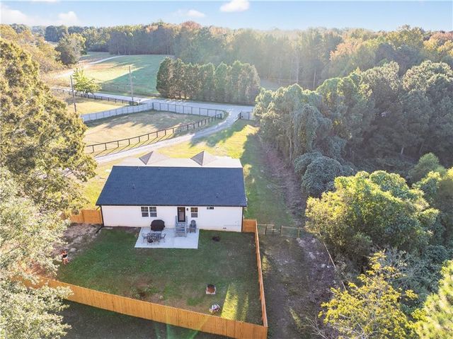 1324 Ace Mcmillian Road, Dacula, GA 30019