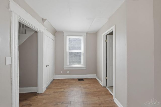 3830 Iberis Avenue, Cincinnati, OH 45213