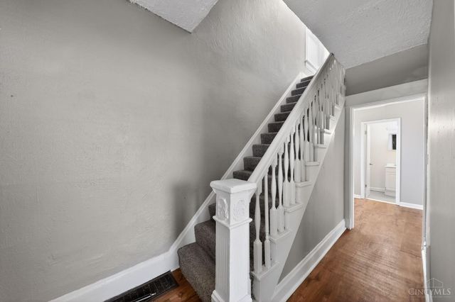 3830 Iberis Avenue, Cincinnati, OH 45213