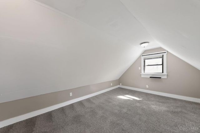 3830 Iberis Avenue, Cincinnati, OH 45213