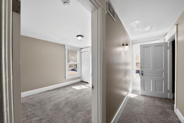 3830 Iberis Avenue, Cincinnati, OH 45213