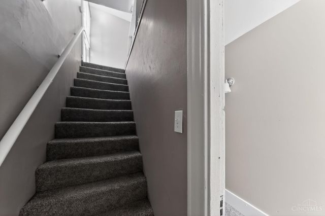 3830 Iberis Avenue, Cincinnati, OH 45213