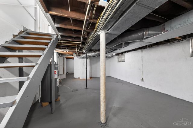 3830 Iberis Avenue, Cincinnati, OH 45213