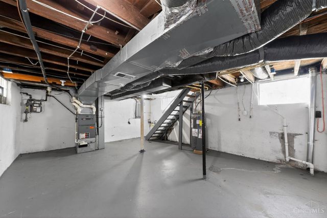 3830 Iberis Avenue, Cincinnati, OH 45213