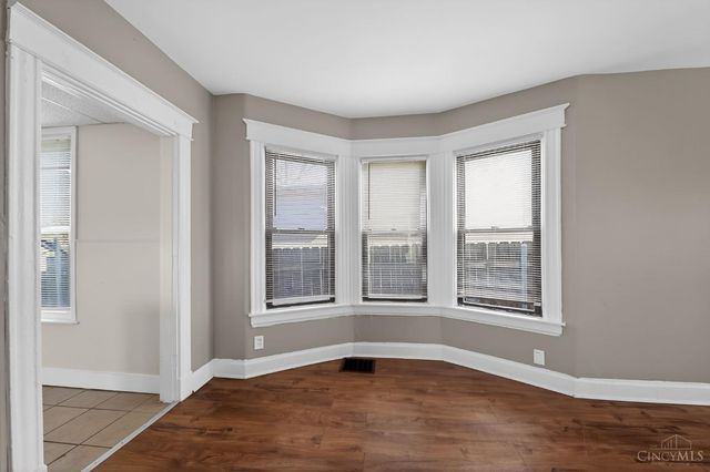 3830 Iberis Avenue, Cincinnati, OH 45213