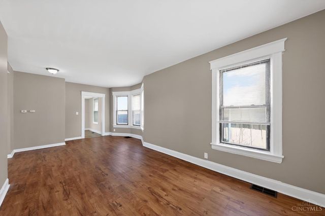 3830 Iberis Avenue, Cincinnati, OH 45213