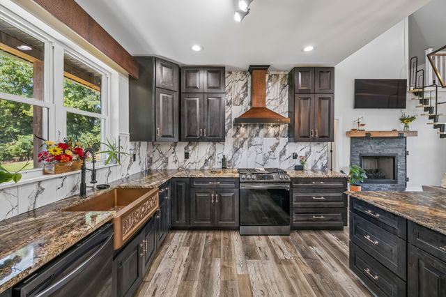 1129 Jim Read Road, Ashland City, TN 37015