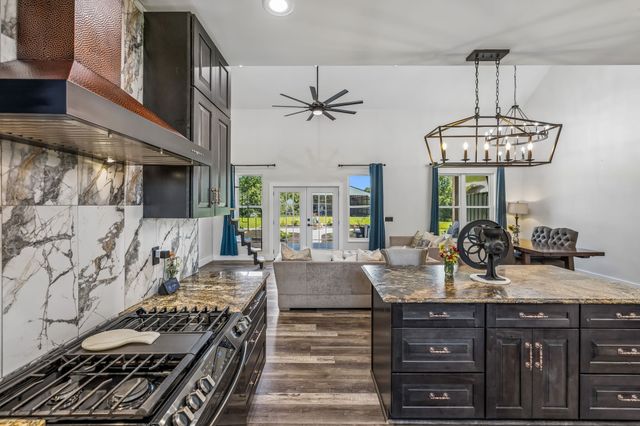 1129 Jim Read Road, Ashland City, TN 37015