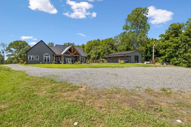 1129 Jim Read Road, Ashland City, TN 37015