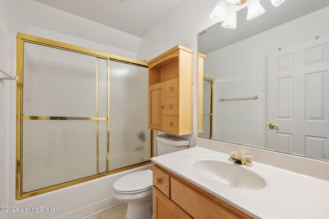 3718 Hunters Ridge Dr, Prospect, KY 40059