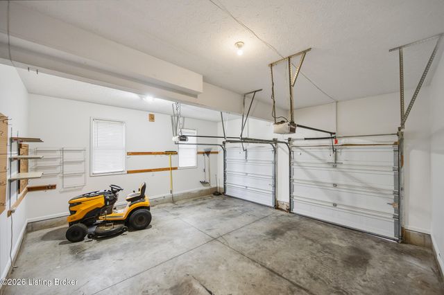 3718 Hunters Ridge Dr, Prospect, KY 40059