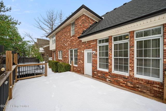 3718 Hunters Ridge Dr, Prospect, KY 40059