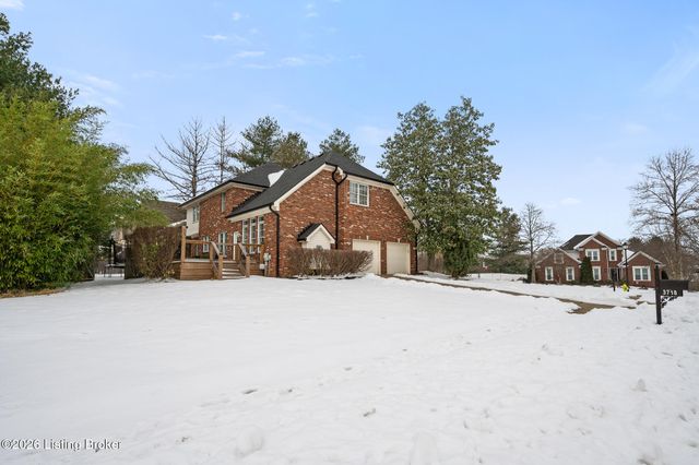 3718 Hunters Ridge Dr, Prospect, KY 40059