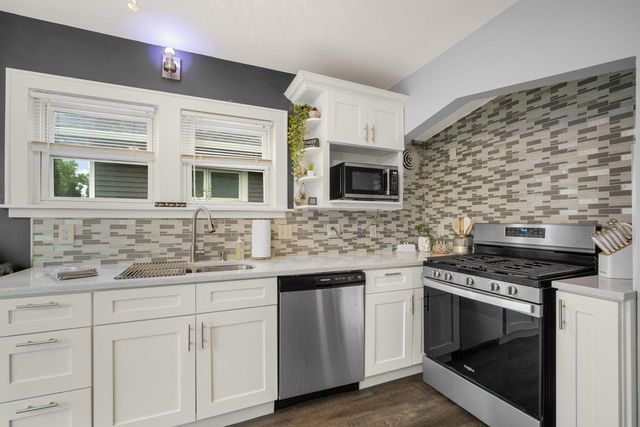 3436 S 11th STREET, Milwaukee, WI 53215