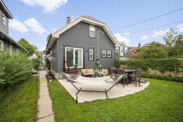 3436 S 11th STREET, Milwaukee, WI 53215