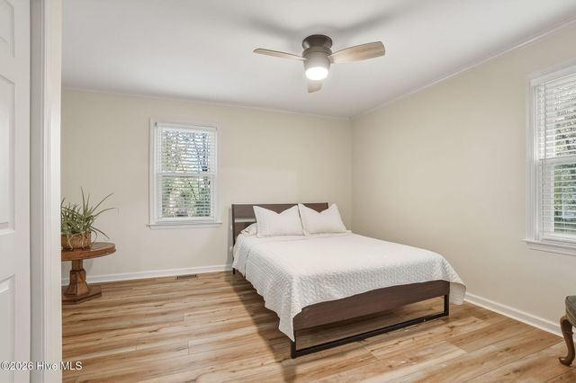 428 Holly Street, Emerald Isle, NC 28594