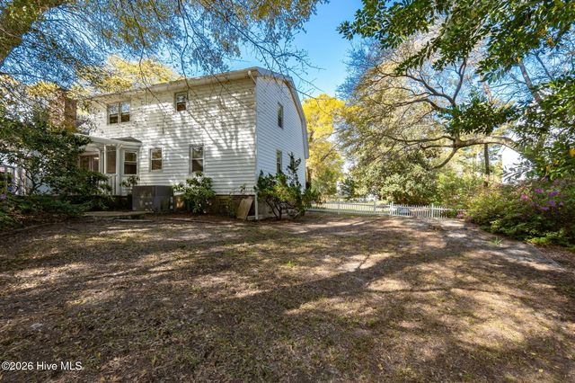 428 Holly Street, Emerald Isle, NC 28594