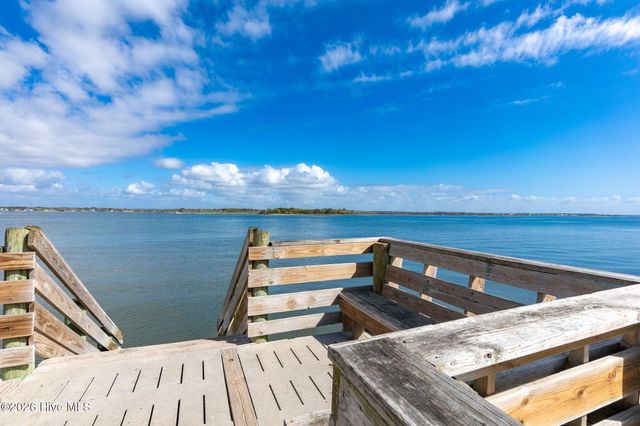 428 Holly Street, Emerald Isle, NC 28594