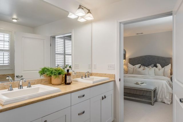 800 High Street 216, Palo Alto, CA 94301