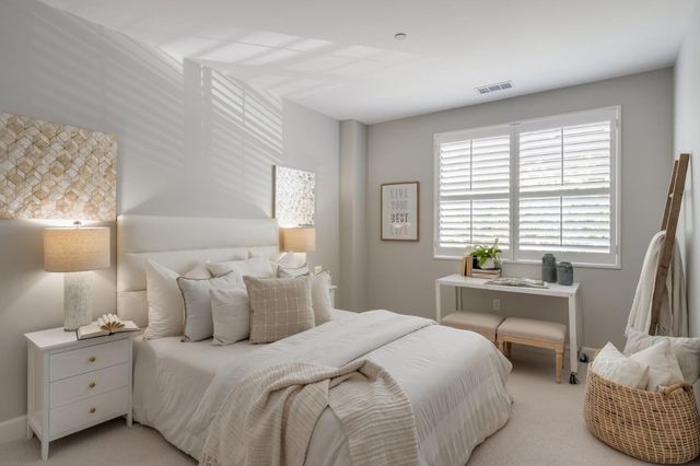 800 High Street 216, Palo Alto, CA 94301