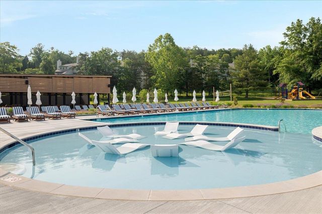 268 DOGWOOD DR, Mt Jackson, VA 22842