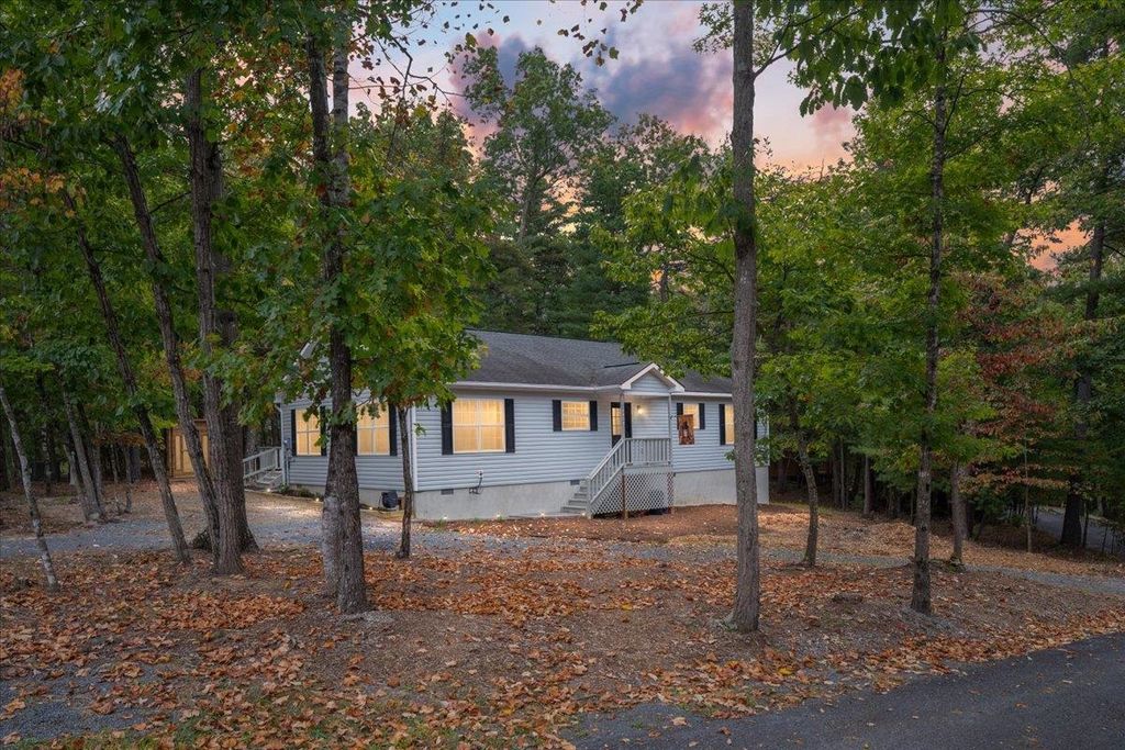 268 DOGWOOD DR, Mt Jackson, VA 22842