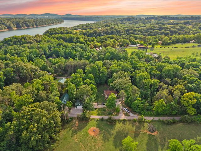 109 Everett Lane, Nancy, KY 42544