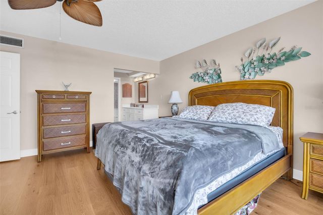 2700 BAYSHORE BOULEVARD 9305, Dunedin, FL 34698