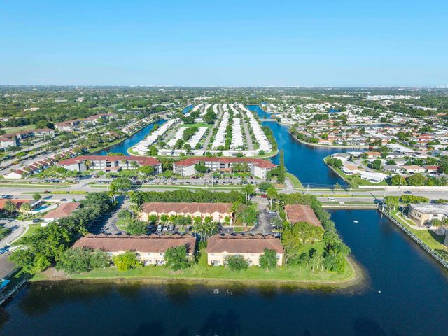 5910 Riverside Avenue, Tamarac, FL 33321