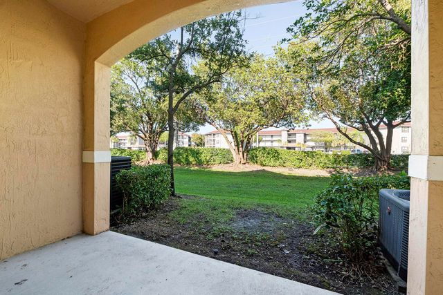 5910 Riverside Avenue, Tamarac, FL 33321