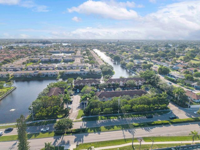 5910 Riverside Avenue, Tamarac, FL 33321