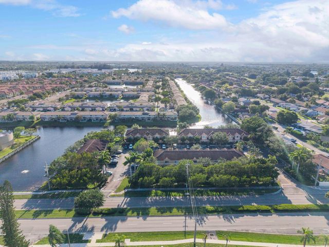 5910 Riverside Avenue, Tamarac, FL 33321