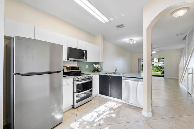5910 Riverside Avenue, Tamarac, FL 33321
