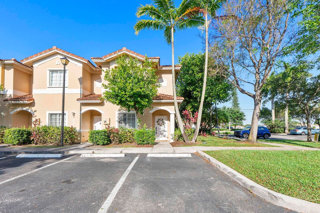 5910 Riverside Avenue, Tamarac, FL 33321