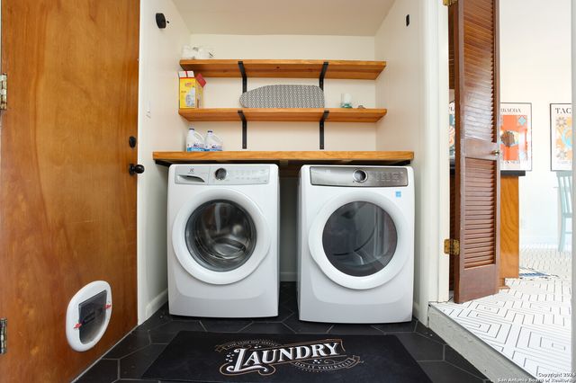 4423 Black Walnut Woods, San Antonio, TX 78249