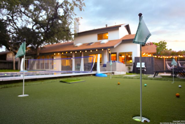 4423 Black Walnut Woods, San Antonio, TX 78249