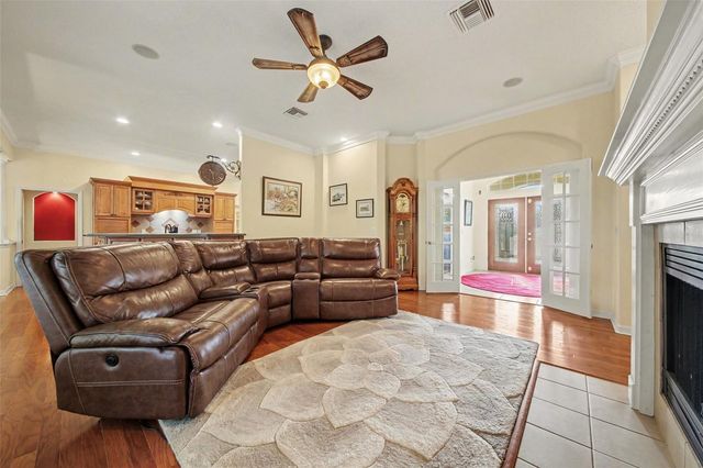 5384 AURORA DRIVE, Leesburg, FL 34748