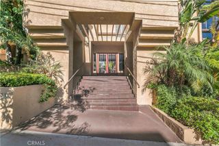 970 Palm Avenue 200, West Hollywood, CA 90069
