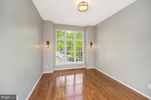 801 EASTOVER PKWY, Locust Grove, VA 22508