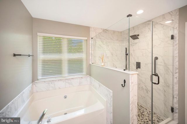 801 EASTOVER PKWY, Locust Grove, VA 22508