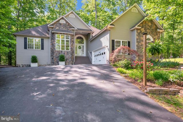 801 EASTOVER PKWY, Locust Grove, VA 22508