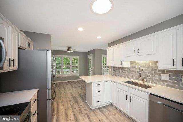 801 EASTOVER PKWY, Locust Grove, VA 22508