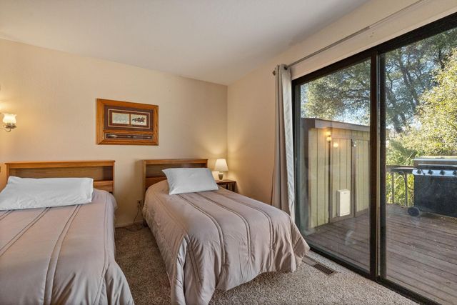 12757 Junipero Serra Ct 32, Groveland, CA 95321