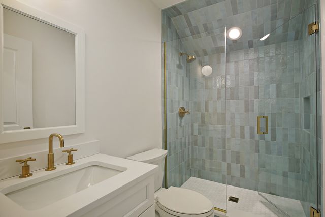 517 Cumnor Road, Kenilworth, IL 60043