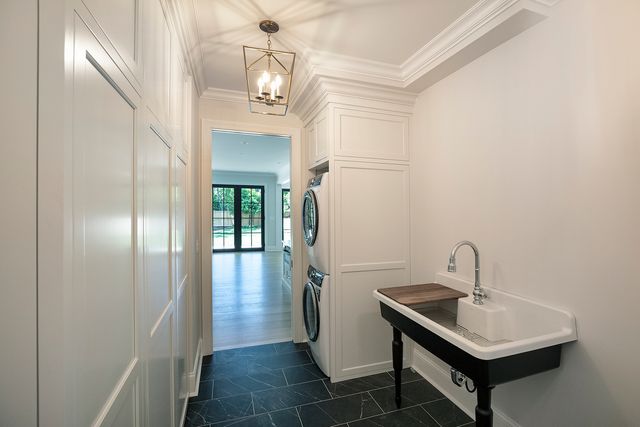 517 Cumnor Road, Kenilworth, IL 60043