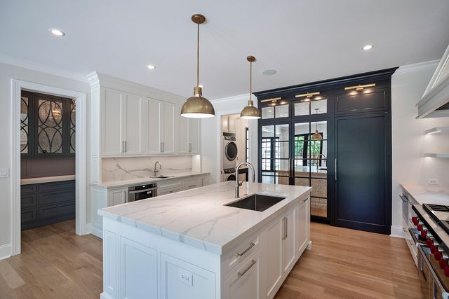 517 Cumnor Road, Kenilworth, IL 60043