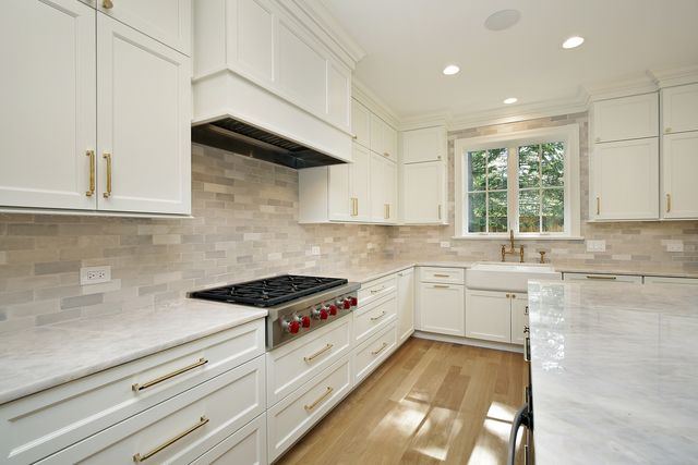 517 Cumnor Road, Kenilworth, IL 60043